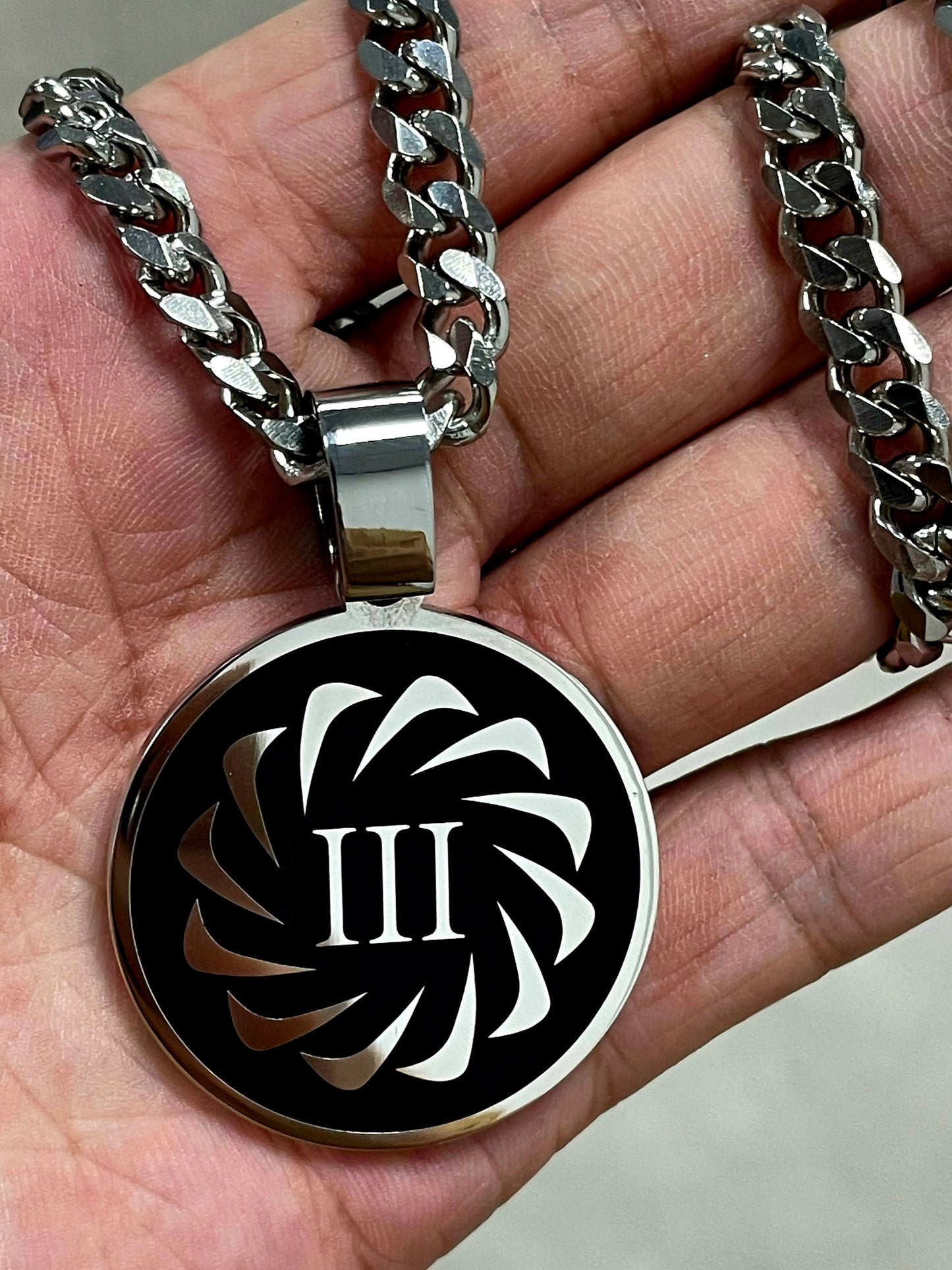 THE INNER CIRCLE MEDALLION. (Pre-order for april 2026 release)